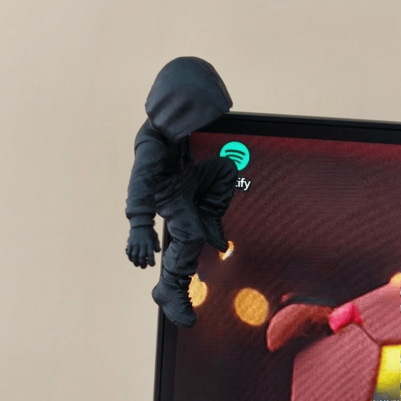 Figurka wspinającego się kosmi – Retro Gaming Room recenzja i cena